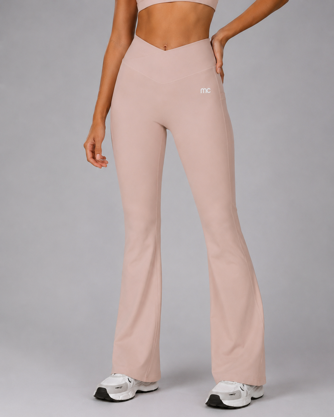 MC BlushLift V-Waist Flare Leggings