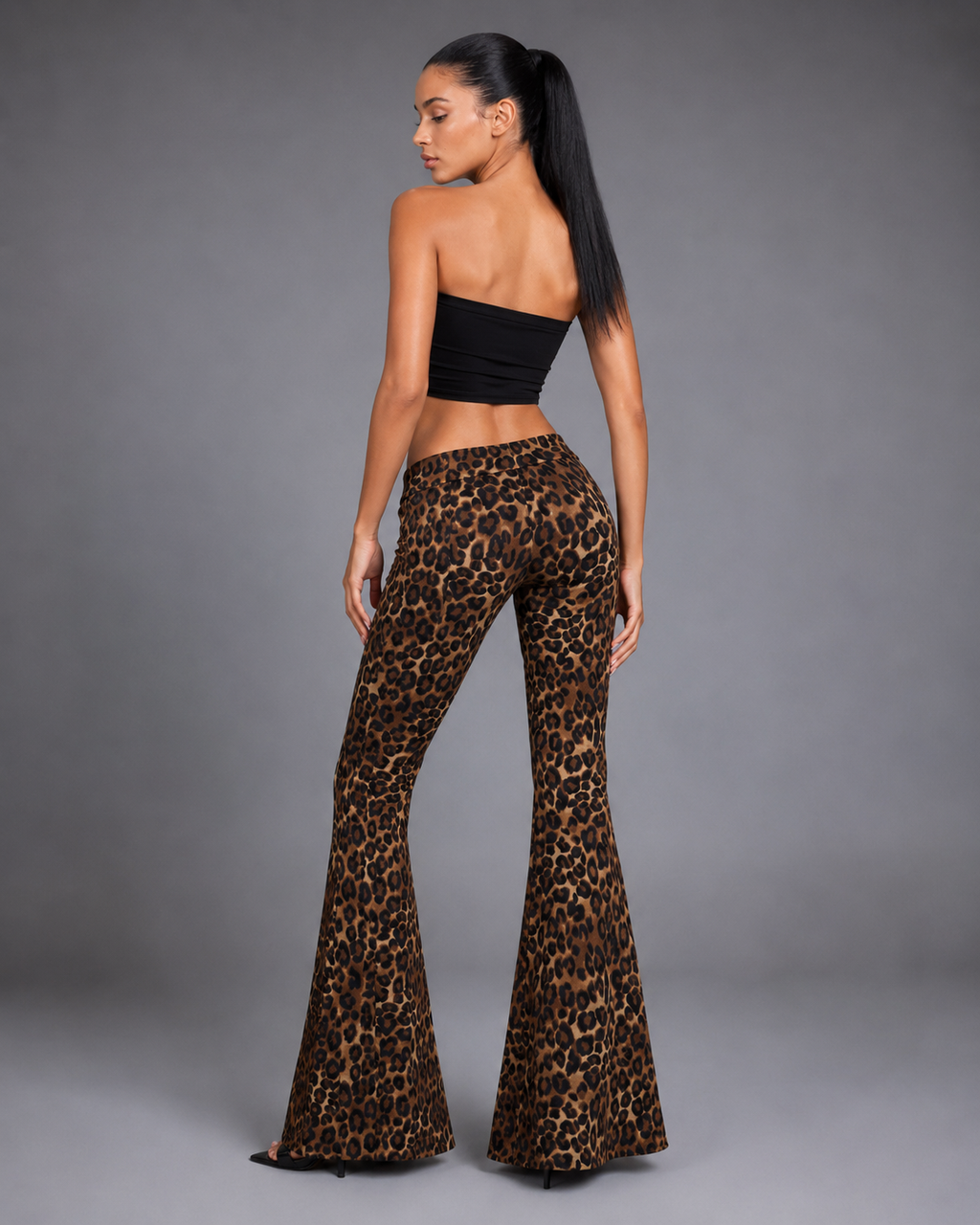 MC Wildline Flare Pants